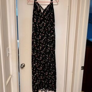 Nine Britton Black Floral Maxi Dress